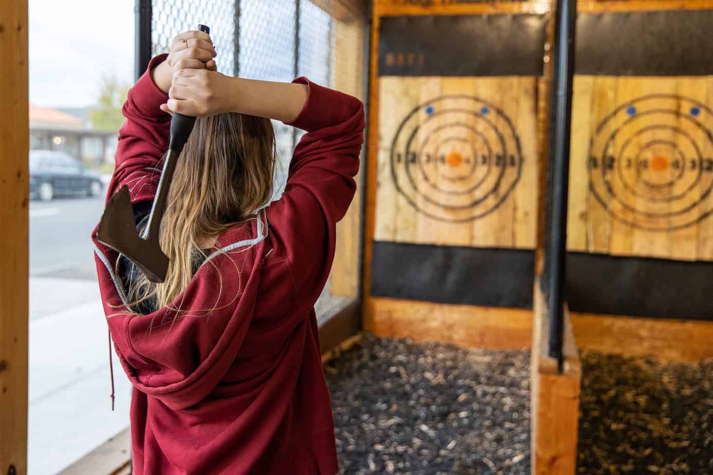 Axe Throwing For Fun (Hatchet Throwing)