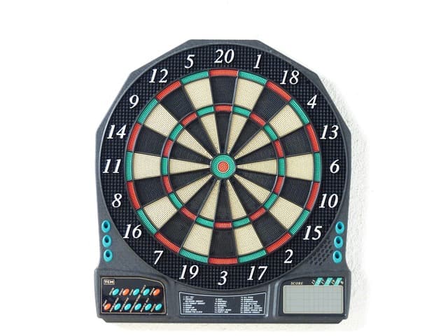 Why An Electronic Dartboard Might Be Better